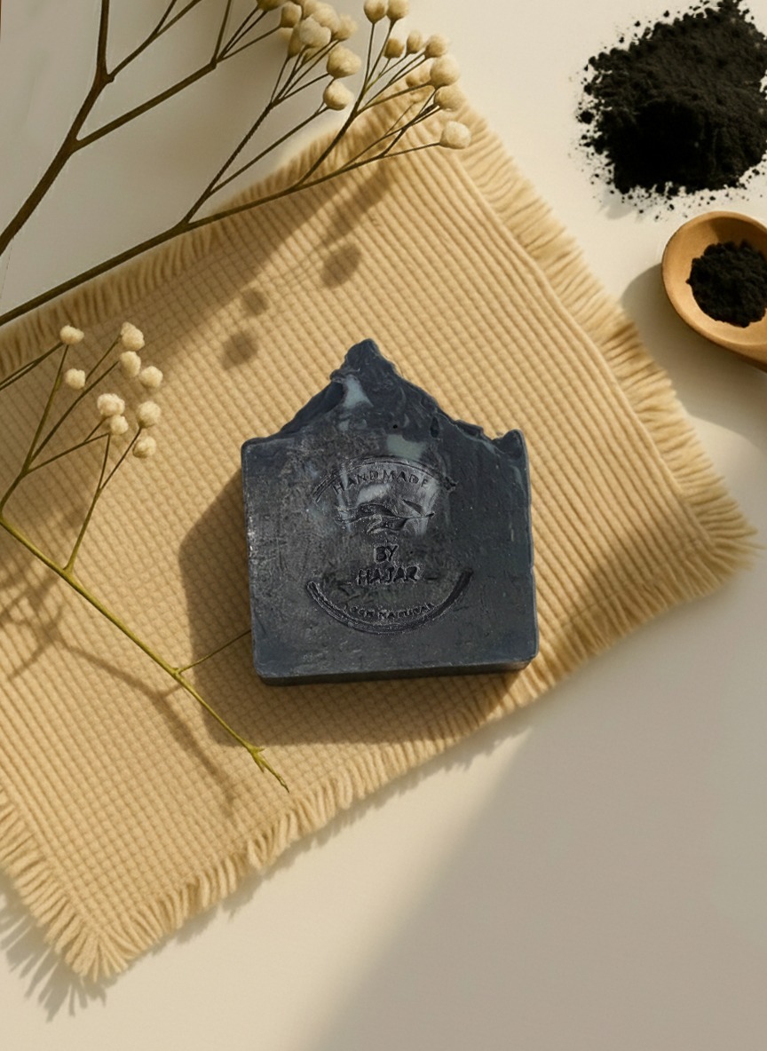 Savons à froid Saponifié à Froid - Savons à froid Charbon Actif thumbnail 2